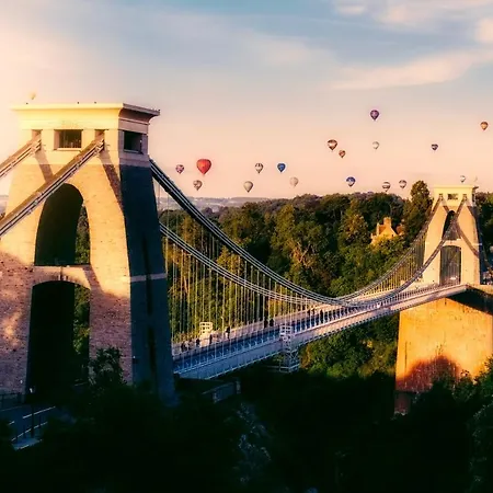 Primo Skyline * Bristol